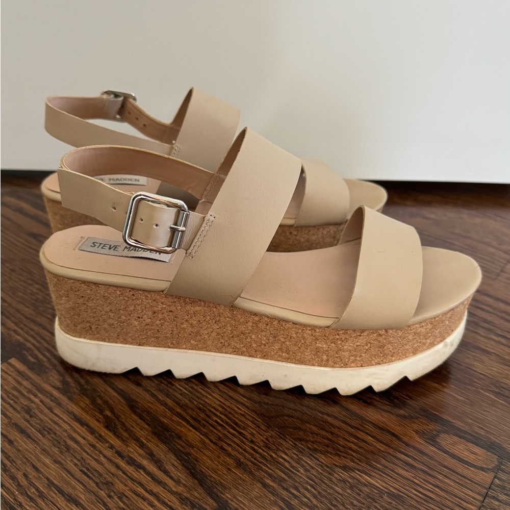 Women’s Steve Madden Krista platform tan sandals size 9